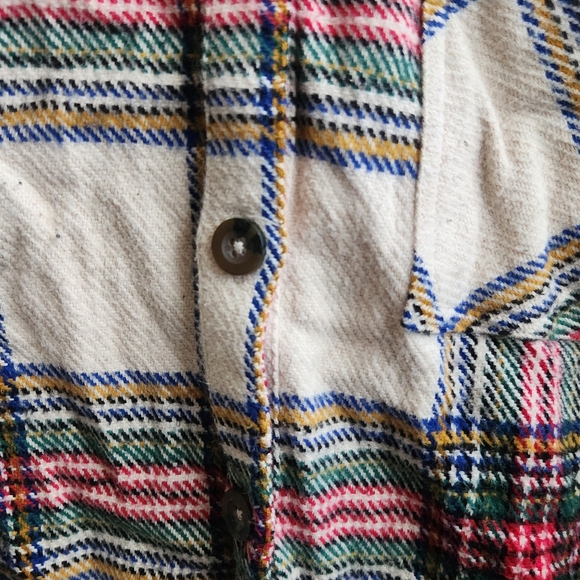 maurices- plaid flannel shacket - Picture 5 of 7